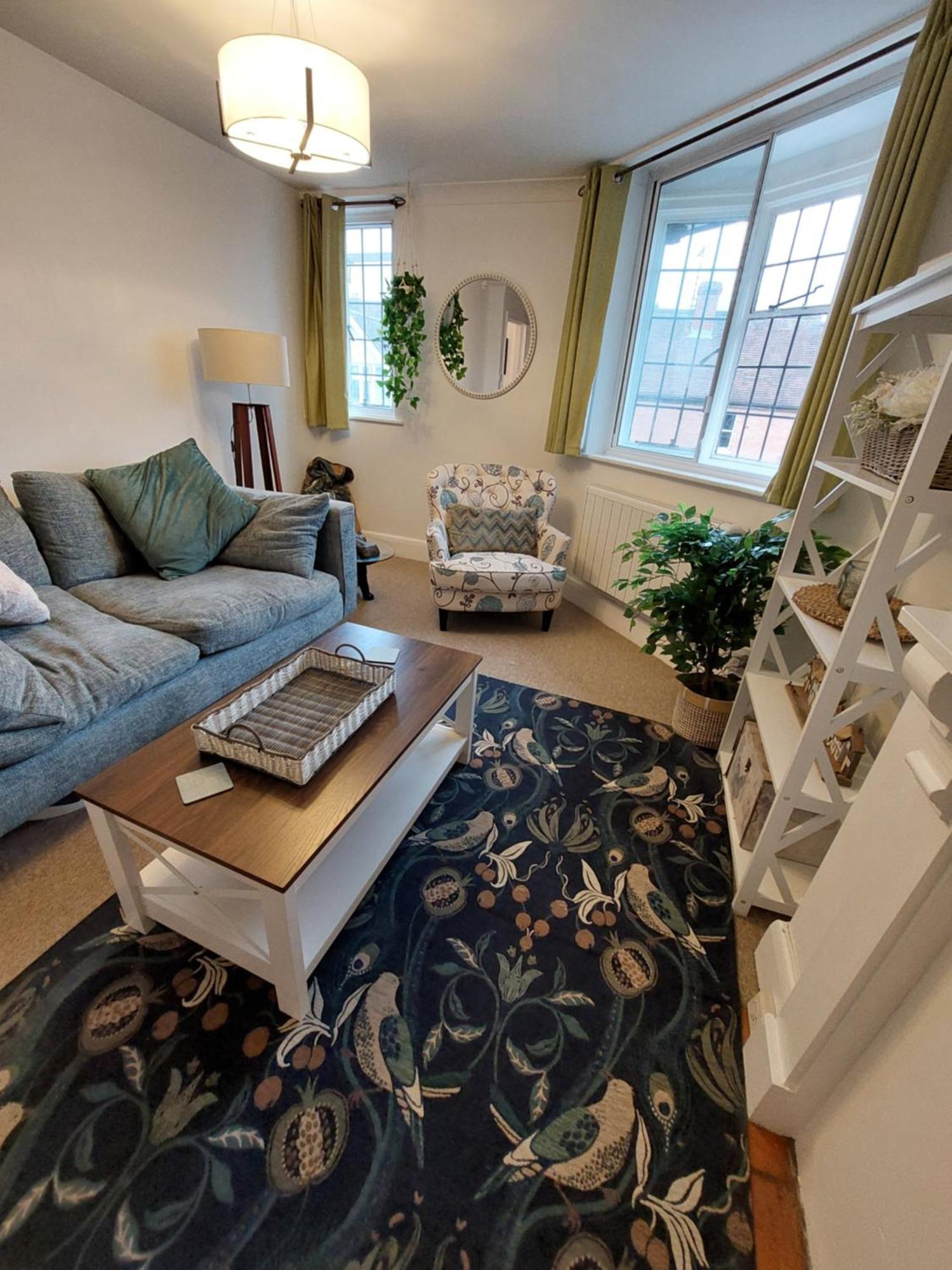 The Gallery Appartment With Parking Stratford-upon-Avon Bagian luar foto
