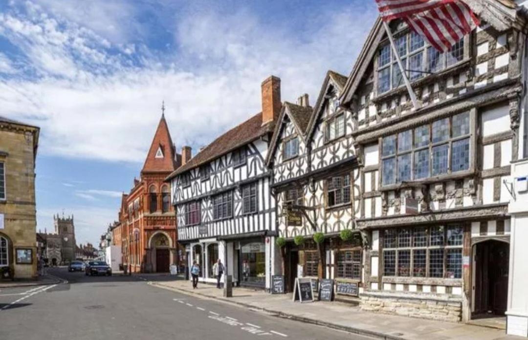 The Gallery Appartment With Parking Stratford-upon-Avon Bagian luar foto